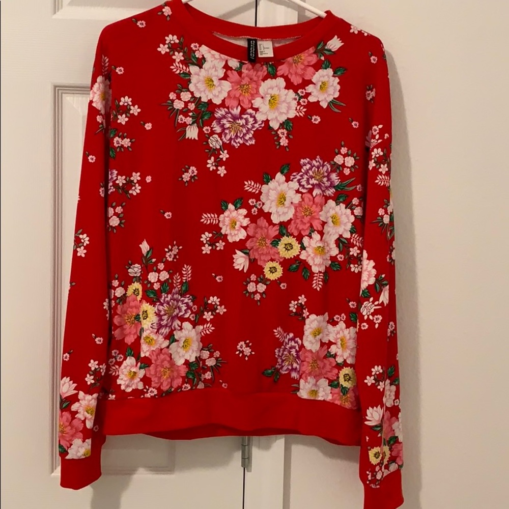 H&M floral sweater size large